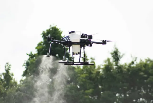 ABZ L10 Pro: Präzisionssprühdrohne für die Landwirtschaft